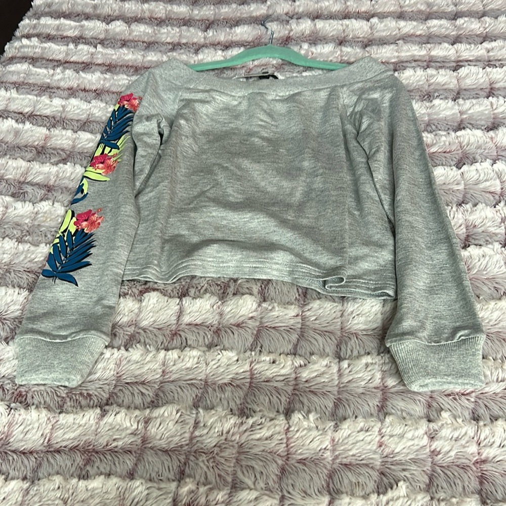 Nowadays by Bailee top size small